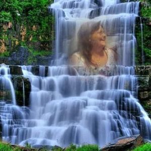 Meet your Posher, Lena